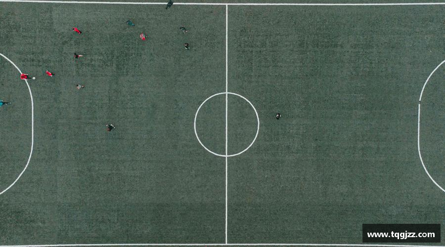 365英国上市📺 实时解说，带你沉浸式感受赛场心跳！